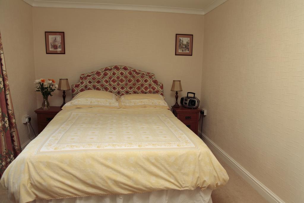 The Beeches Bed & Breakfast Churchill  Bagian luar foto